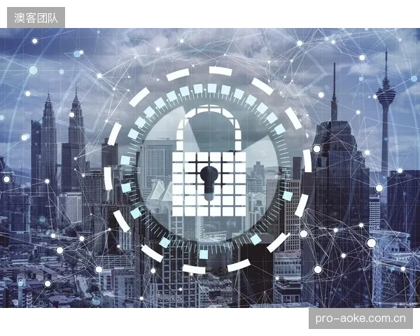 克拉克或利用AI系统深度分析巴西队防线漏洞，为苏格兰队制定针对性的反击策略。